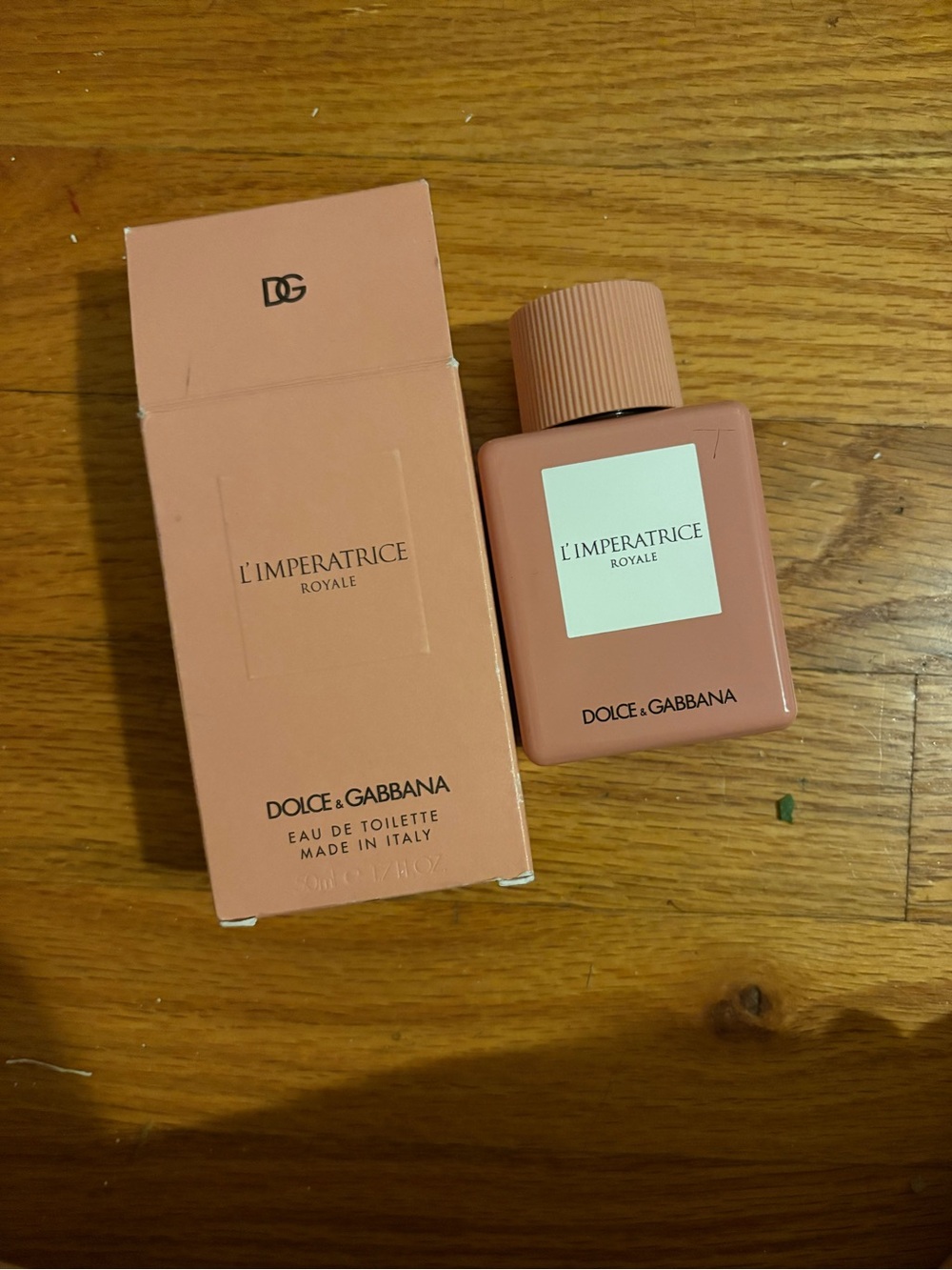 Dolce & Gabbana L'Imperatrice Royale - Dusty Pink Bottle and Box
